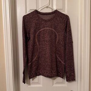 Lululemon Swiftly Relaxed Fit - size 6